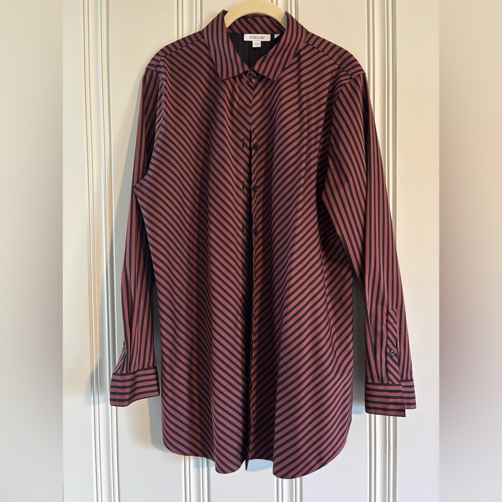 Wrinkle free Chicos button tunic